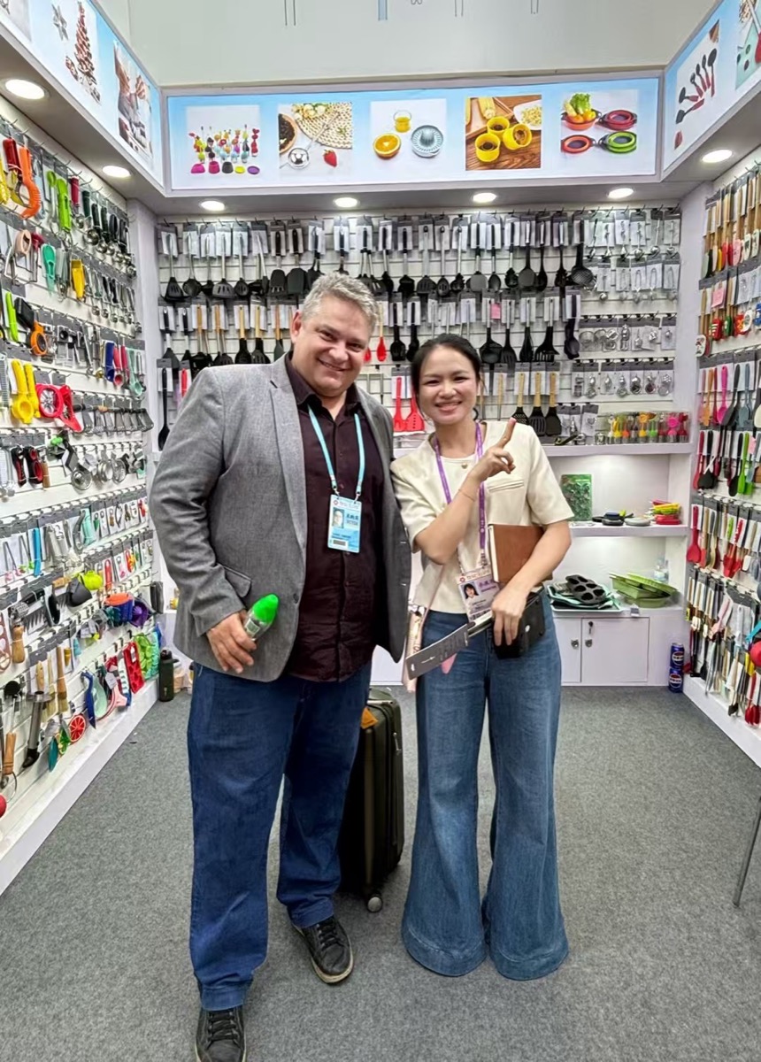 Canton Fair Booth — On-site Product Demo
